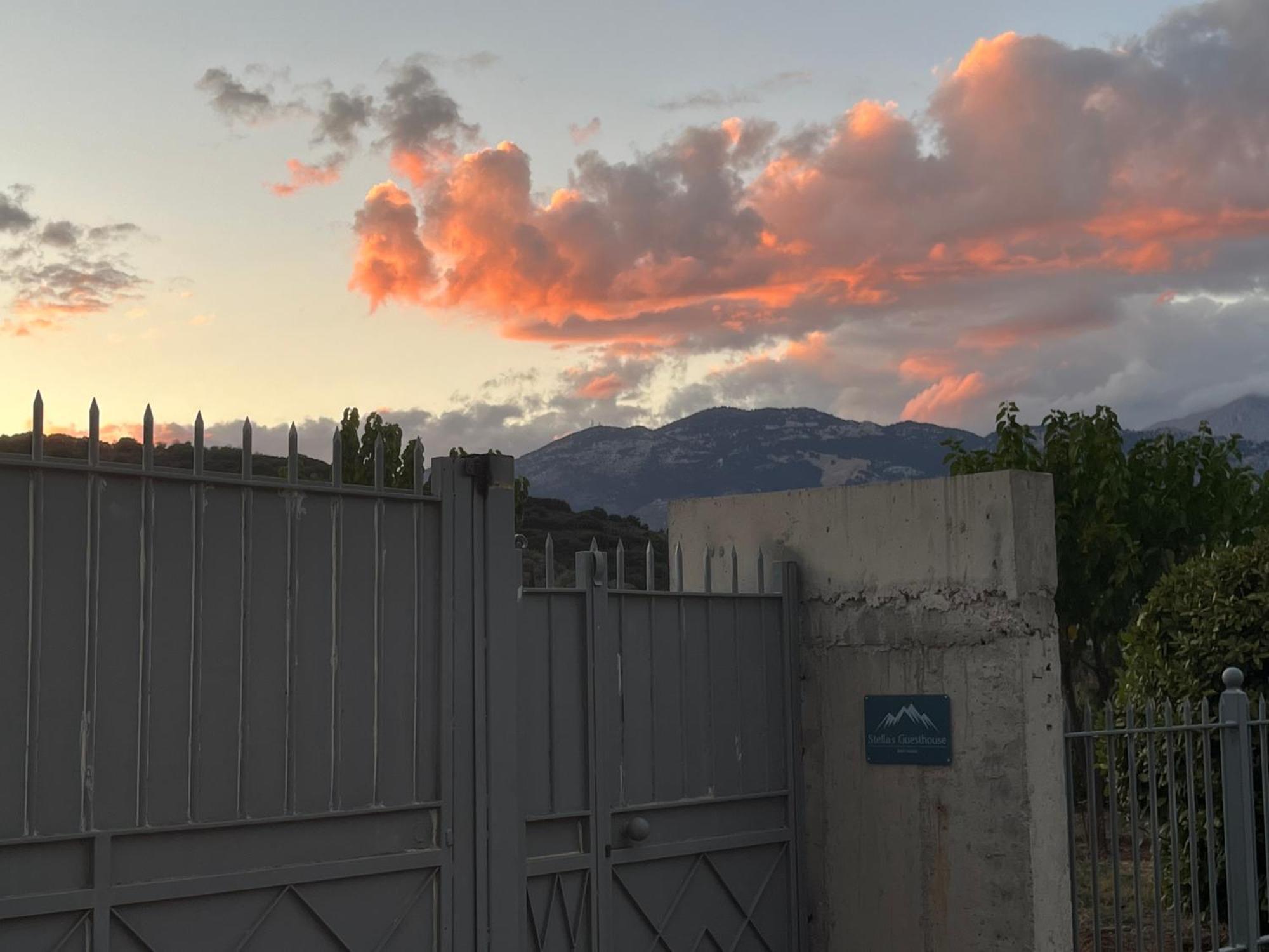 Stellas Guesthouse Near Arachova Stirion Экстерьер фото